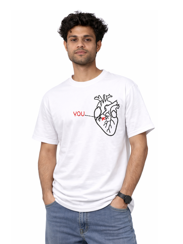 Heart shape Embroidory T-shirt